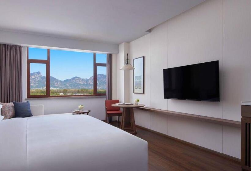 Club Room King Bed, Beijing Marriott Hotel Yanqing