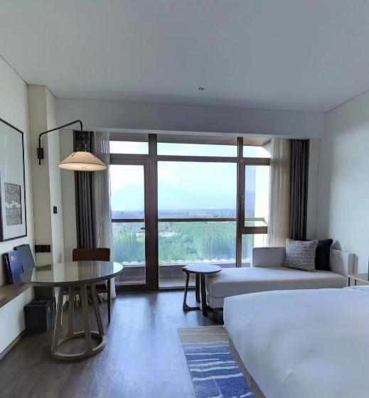 اتاق کلاب, Beijing Marriott Hotel Yanqing