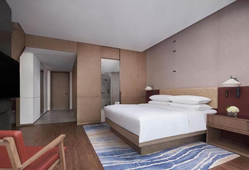 اتاق استاندارد با تخت بزرگ, Beijing Marriott Hotel Yanqing