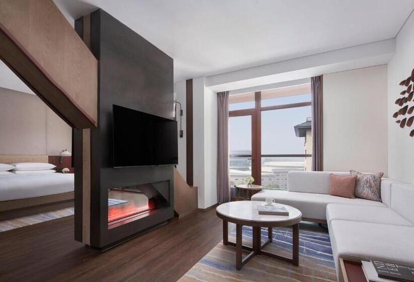 اتاق استاندارد با تخت بزرگ, Beijing Marriott Hotel Yanqing