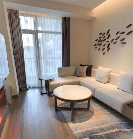 اتاق استاندارد با تخت بزرگ, Beijing Marriott Hotel Yanqing