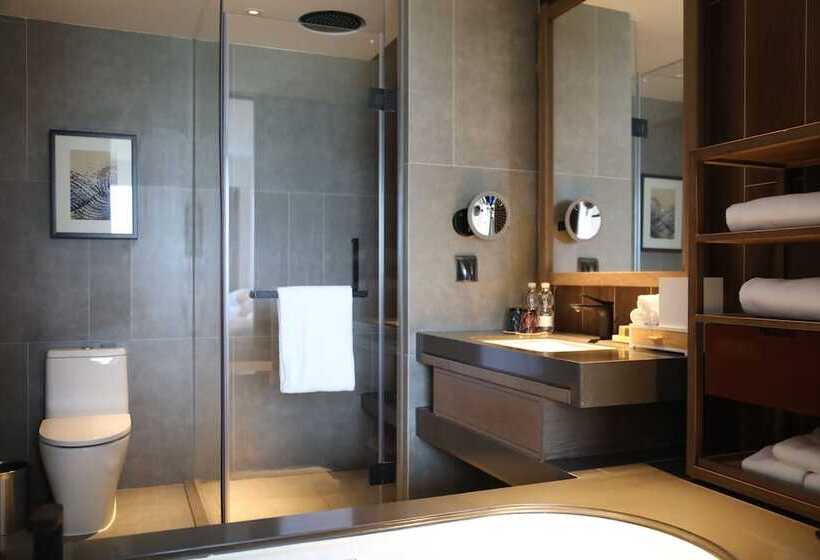 Premium room w/ mountain view, Beijing Marriott Hotel Yanqing