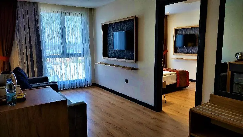 Suite, Bursa Koza