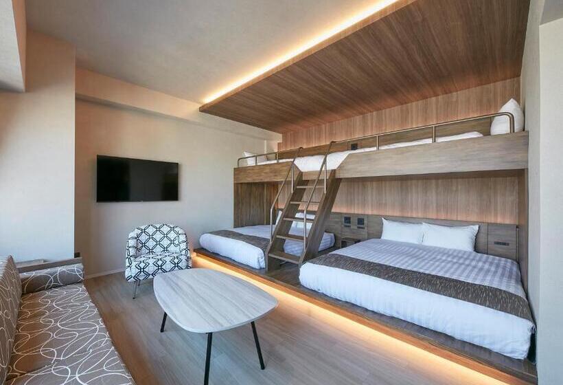 Студия Deluxe, Fav Kumamoto