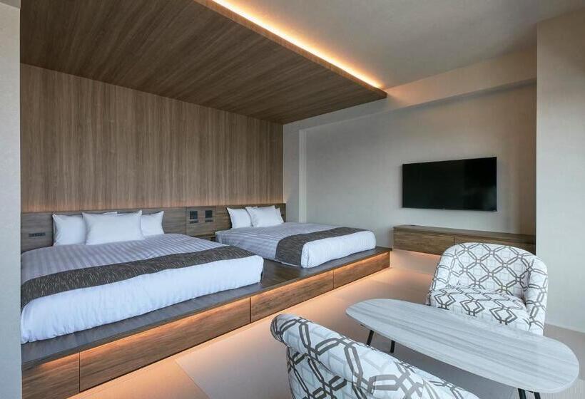 Четырехместный Номер Стандарт, Fav Kumamoto