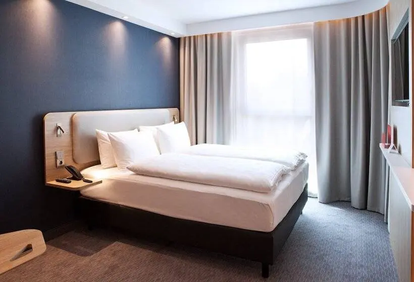 ダブルベッドスタンダードルーム, Holiday Inn Express Recklinghausen