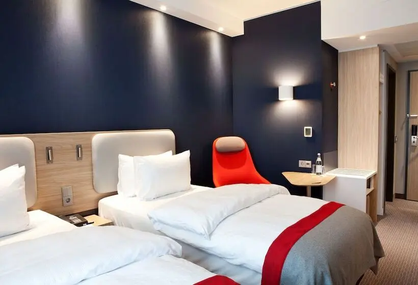 スタンダードシティビュールーム, Holiday Inn Express Recklinghausen