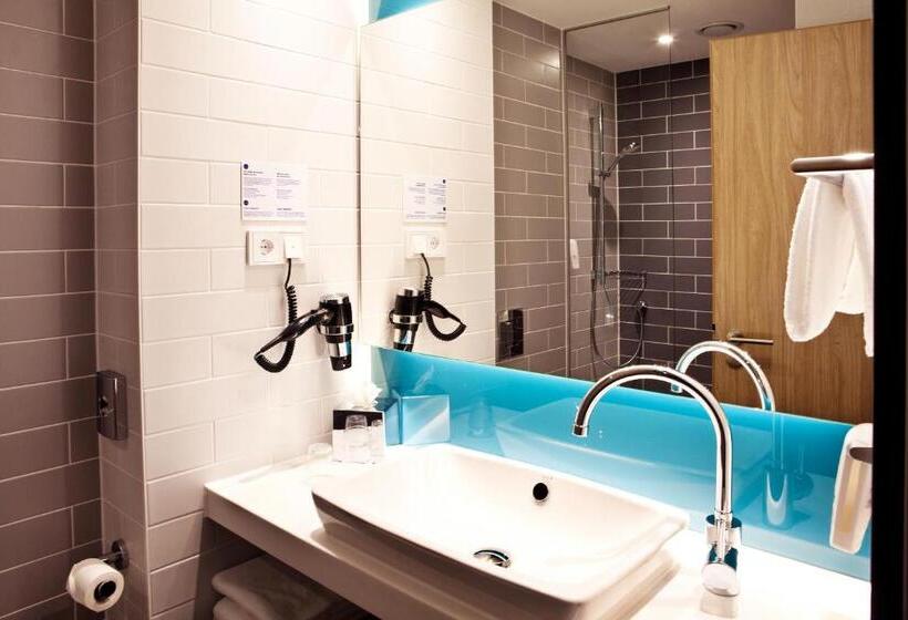 غرفة قياسية سرير مزدوج, Holiday Inn Express Recklinghausen