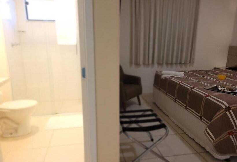 스위트 킹사이즈 침대, Pinda Palace