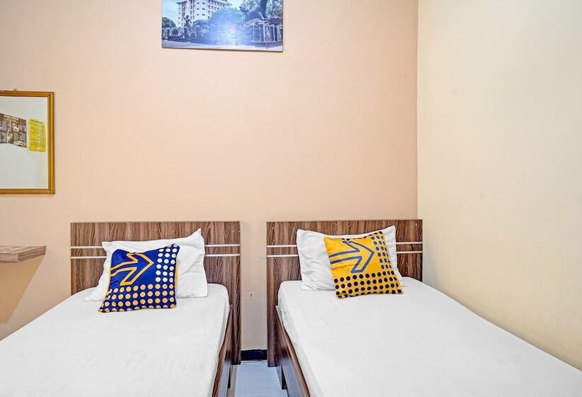 이코노미 룸, Spot On 90622  Galaksi