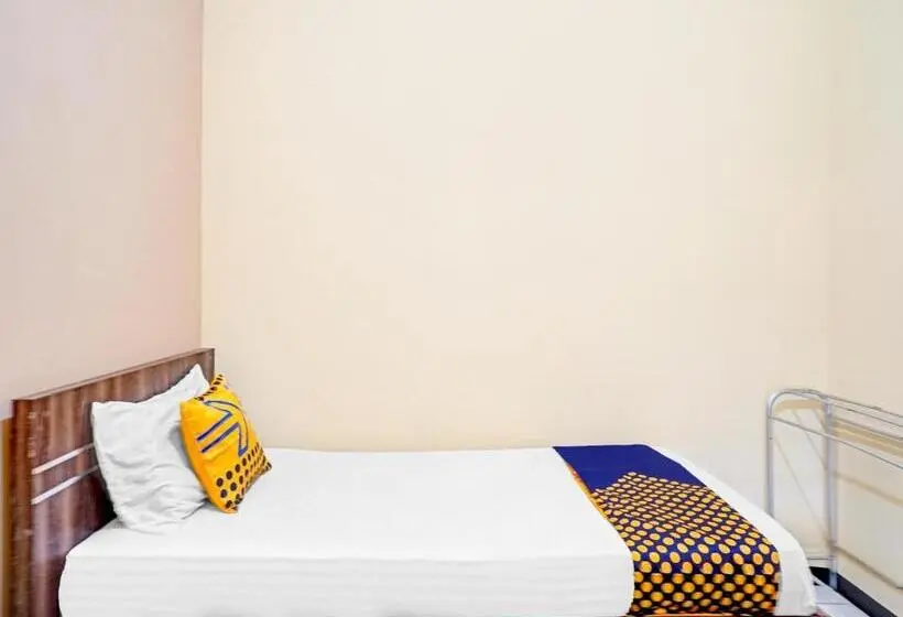Habitació Basic, Spot On 90622 Galaksi