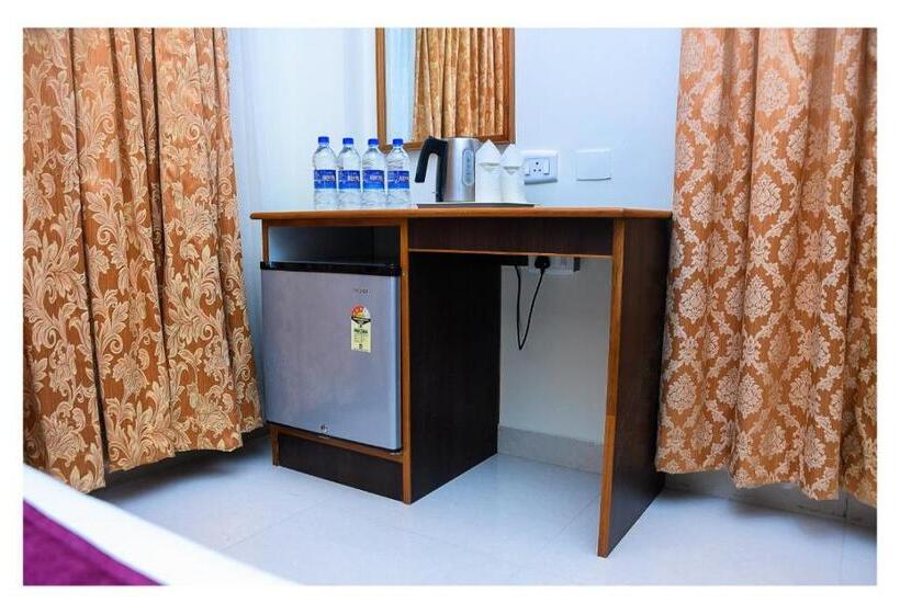 デラックスルーム, Sr Tiruchendur