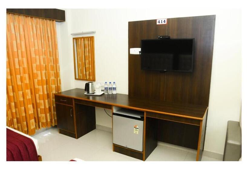 Трехместный Номер Классика, Sr Tiruchendur