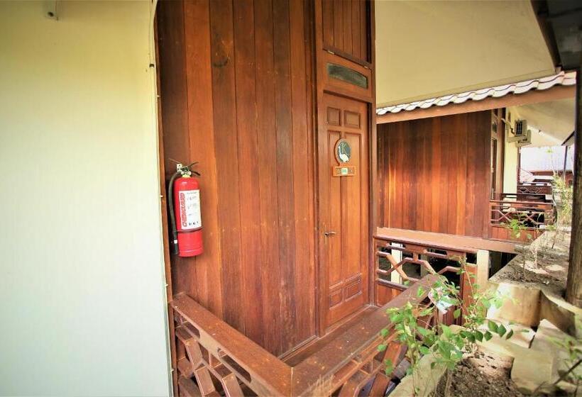家庭间, Kasuari Exotic Resort Magelang