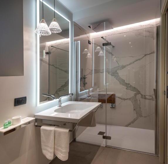Quarto Estandar com Hidromassagem, Civiico