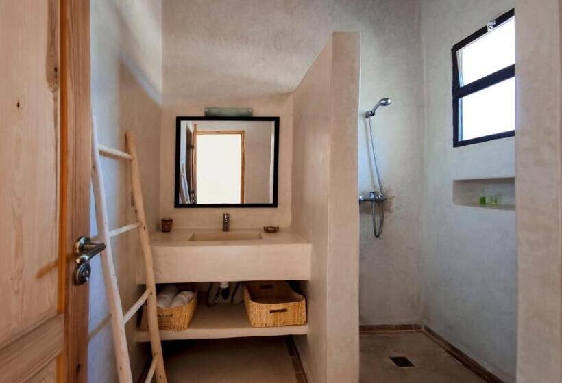 اتاق استاندارد, Tassourt Lodge