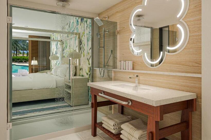 سوییت جونیور کلاب, Sandals Royal Curacao All Inclusive Couples Only