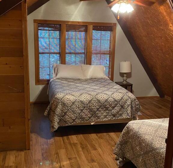 Номер Superior, The Springs Retreat