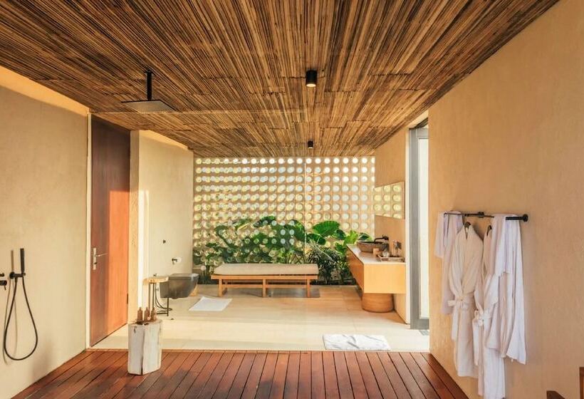 4 Yatak Odalı Villa, Tampah Hills