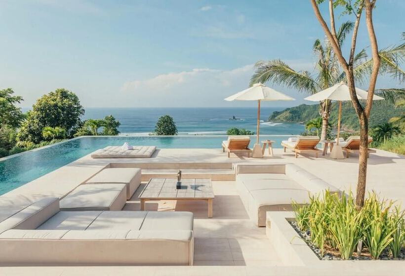 4 Yatak Odalı Villa, Tampah Hills