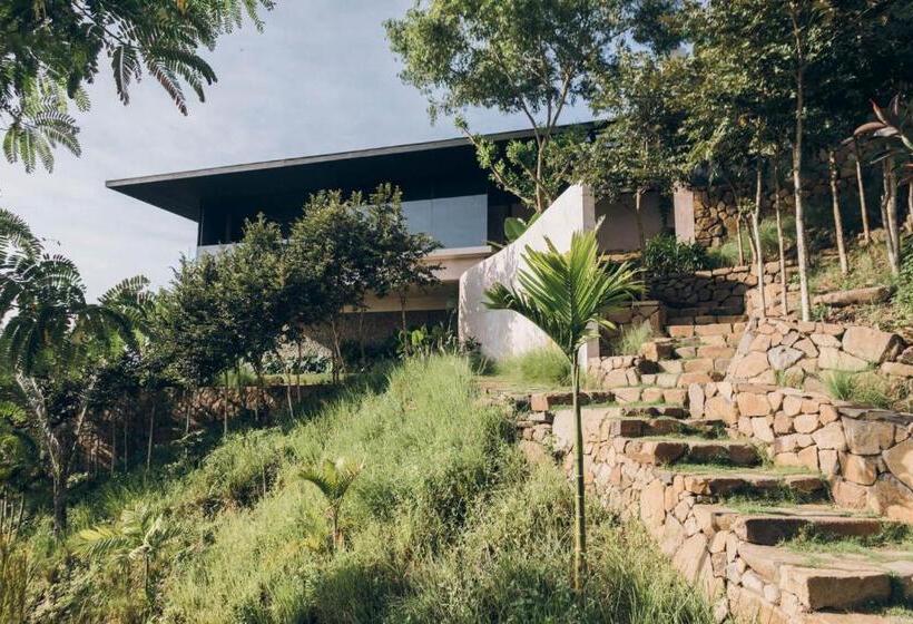 3 Yatak Odalı Villa, Tampah Hills