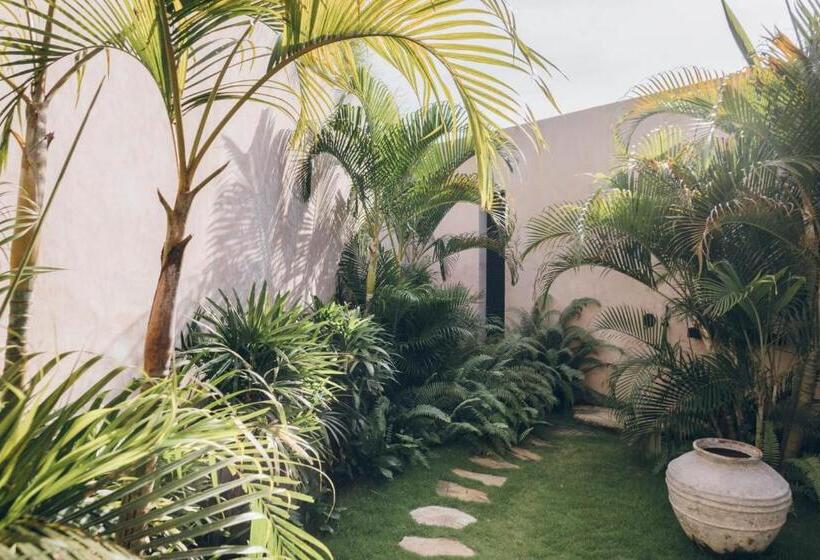 3 Yatak Odalı Villa, Tampah Hills