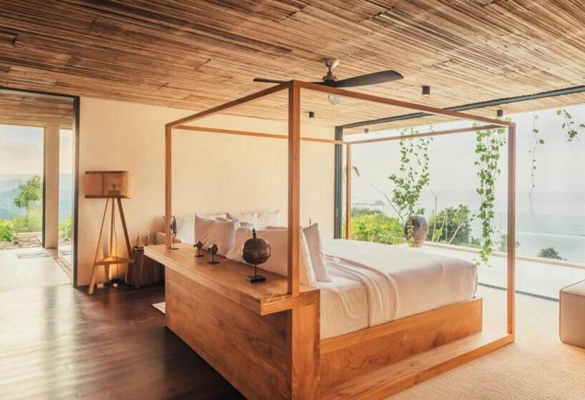 4 Yatak Odalı Villa, Tampah Hills