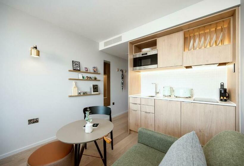 Студия Стандарт, Wilde Aparthotels London Paddington