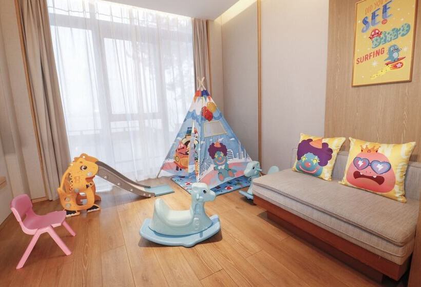 Номер Премиум Вид на Озеро, Voco Thousand Island Lake, An Ihg