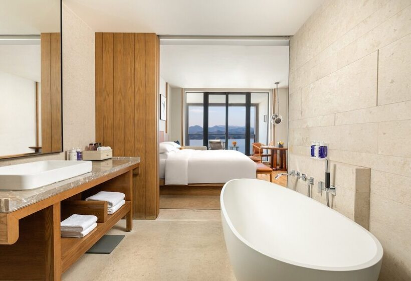 带河湖景观的高品质房间, Voco Thousand Island Lake, An Ihg