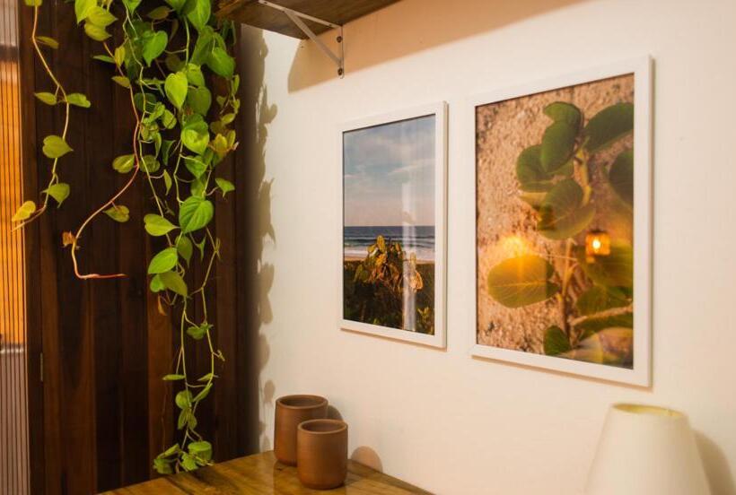 Quarto Quádruplo Estandar, Babitonga Hostel   100m Da Prainha