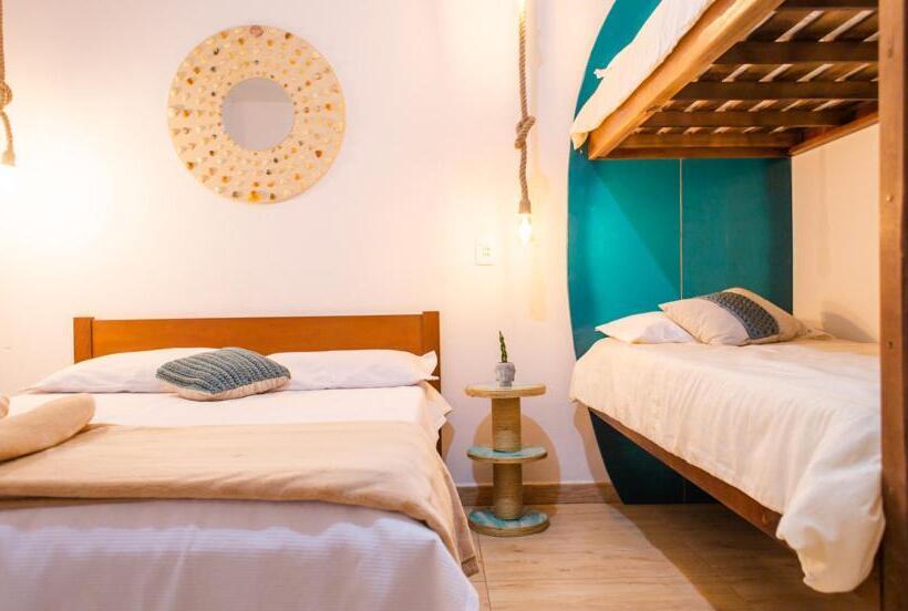 جناح عائلي, Babitonga Hostel 100m Da Prainha