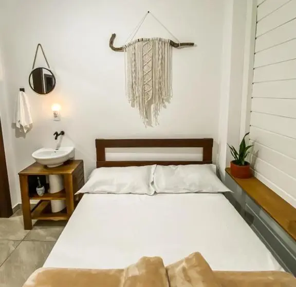 スタンダードルーム, Babitonga Hostel   100m Da Prainha