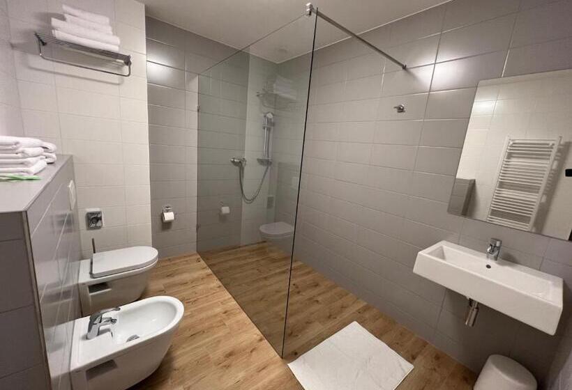 Huoneisto 1 Makuuhuone, Varnsdorf