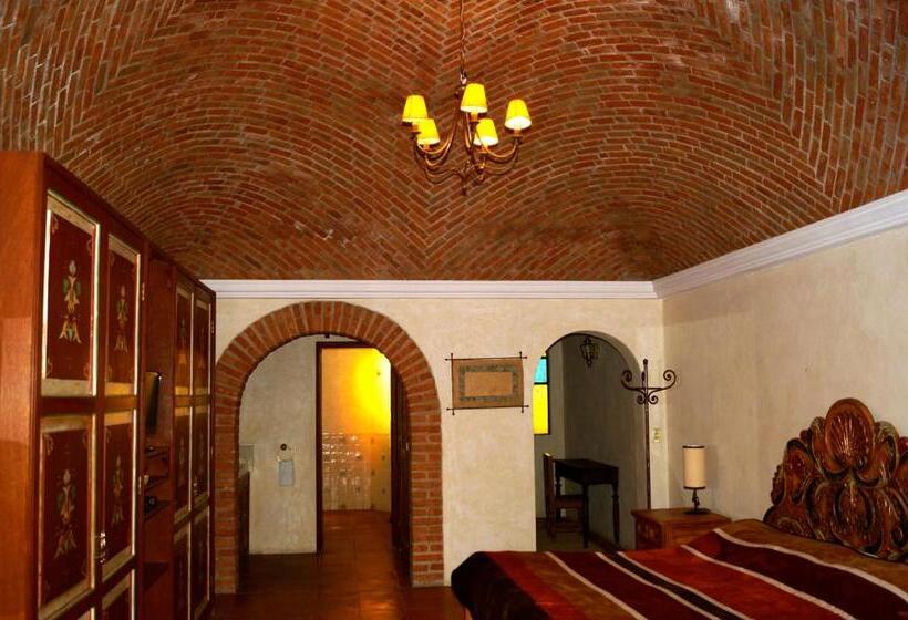 חדר סטנדרט עם מיטת קינג, Atotonilco Hotel & Club