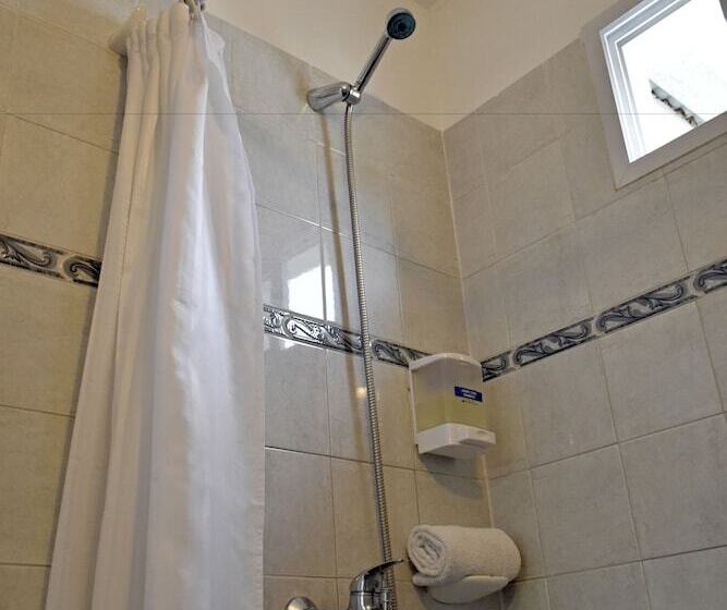 غرفة سوبيريور رباعية, Abril Hotel Boutique