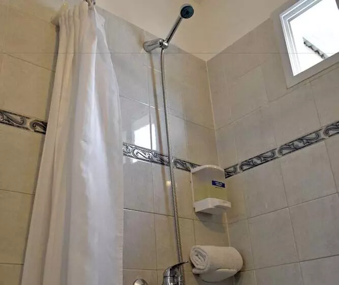 اتاق سوپریور چهار تخته, Abril Hotel Boutique