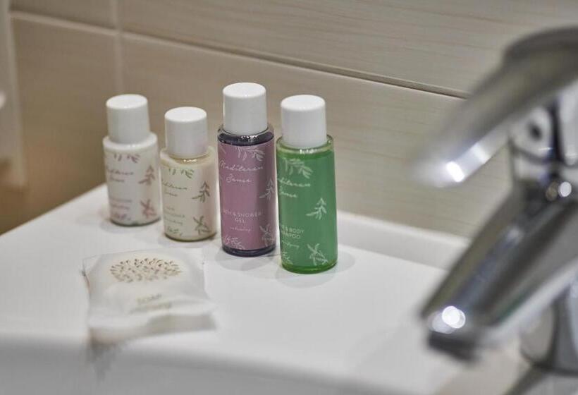 اتاق پرمیوم با چشم‌انداز دریا, Adria