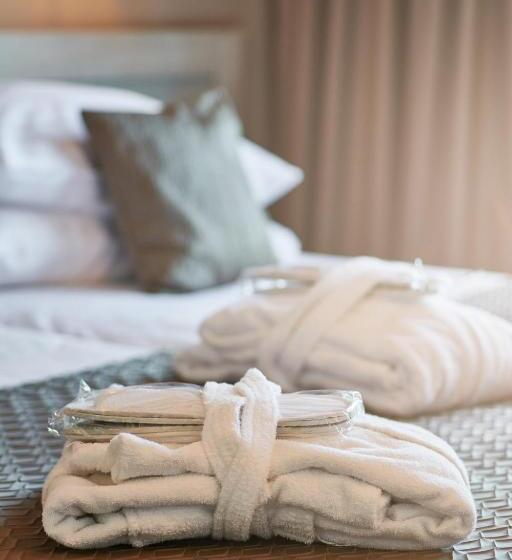 اتاق پرمیوم با چشم‌انداز دریا, Adria