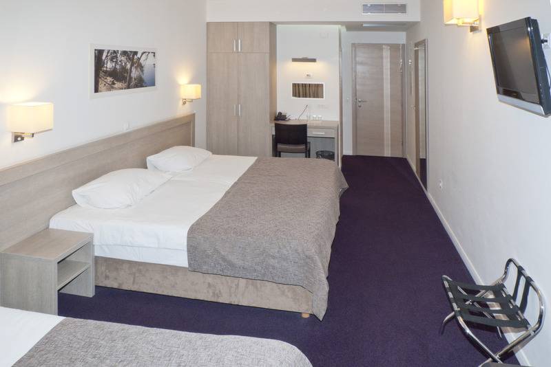 اتاق استاندارد سه نفره, Adria