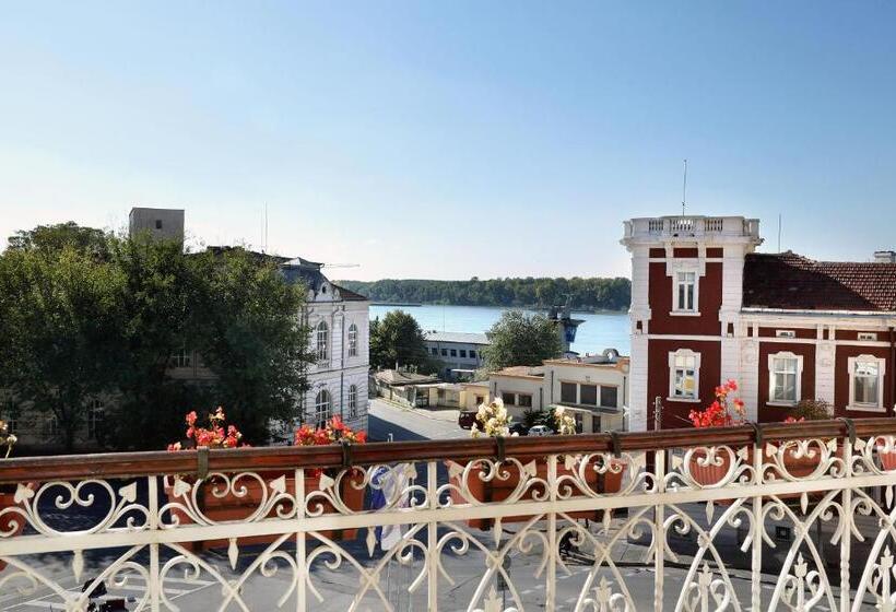 クラシックスイート, Anna Palace