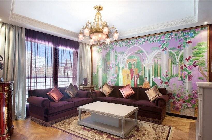 سوییت پرستیژ, Art Palace Suites & Spa