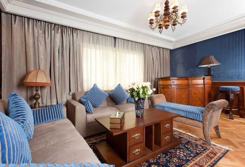 سوییت پرستیژ, Art Palace Suites & Spa