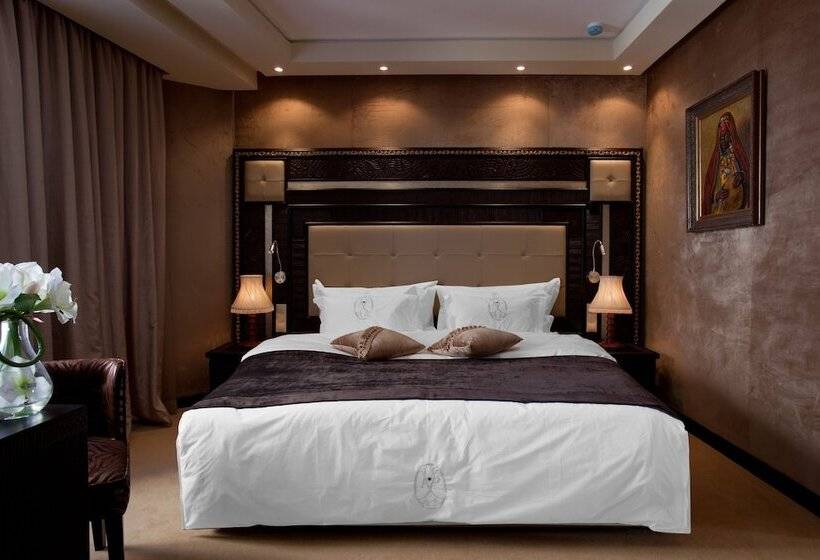 سوییت پرستیژ, Art Palace Suites & Spa