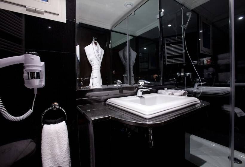 سوییت سوپریور, Art Palace Suites & Spa