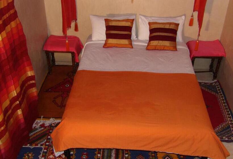 اتاق استاندارد چهار تخته, Bassatine Skoura