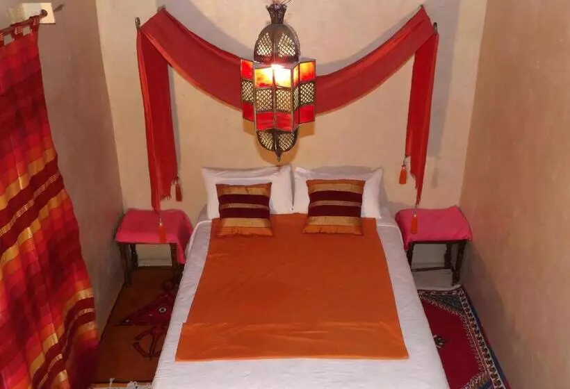 اتاق استاندارد چهار تخته, Bassatine Skoura