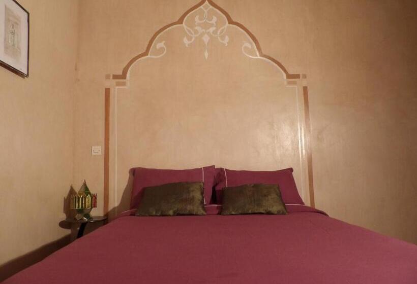 اتاق استاندارد با چشم‌انداز باغ, Bassatine Skoura