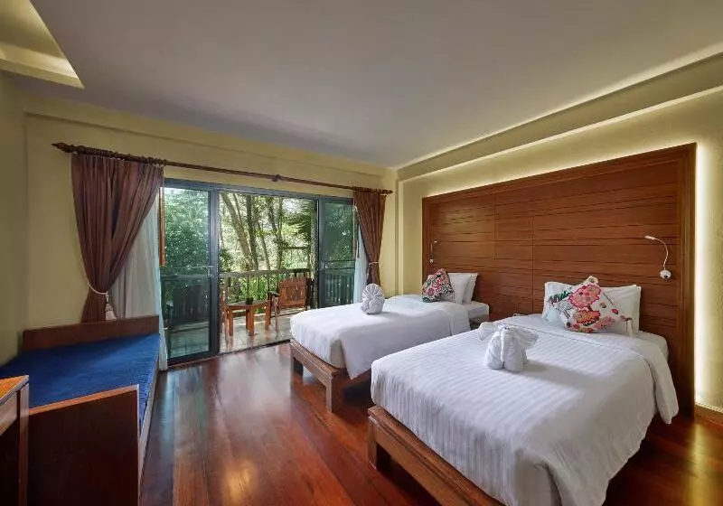 デラックスルーム, Khaolak Paradise Resort