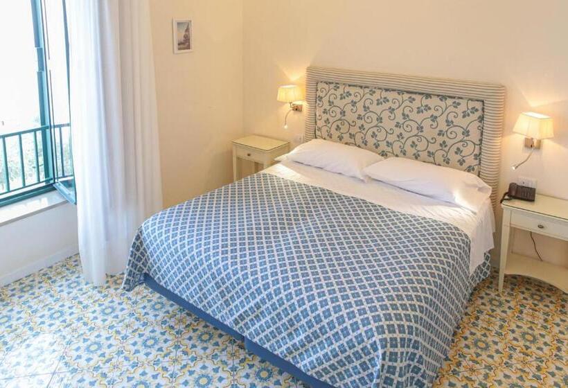 스탠다드 룸 바다 전망, La Badia